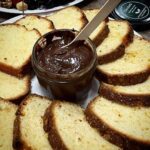 paine cu ciocolata raw tartinabila